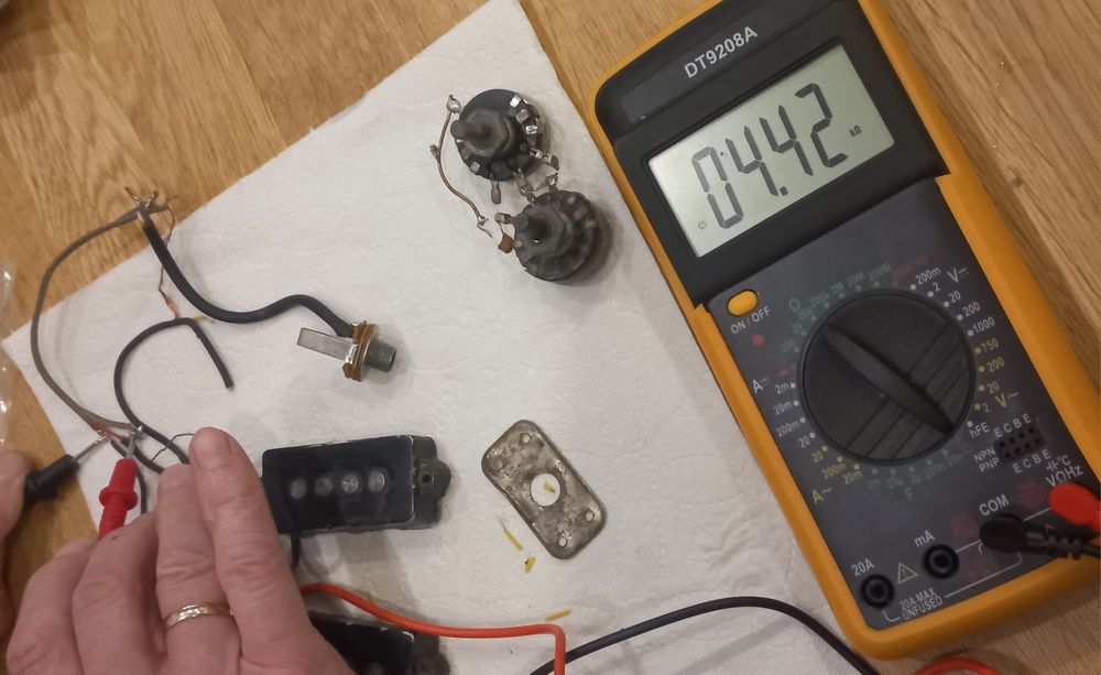 Gitara elektryczna Defil.