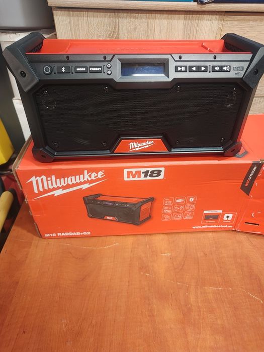 Milwaukee M 18 radio budowlane nowe