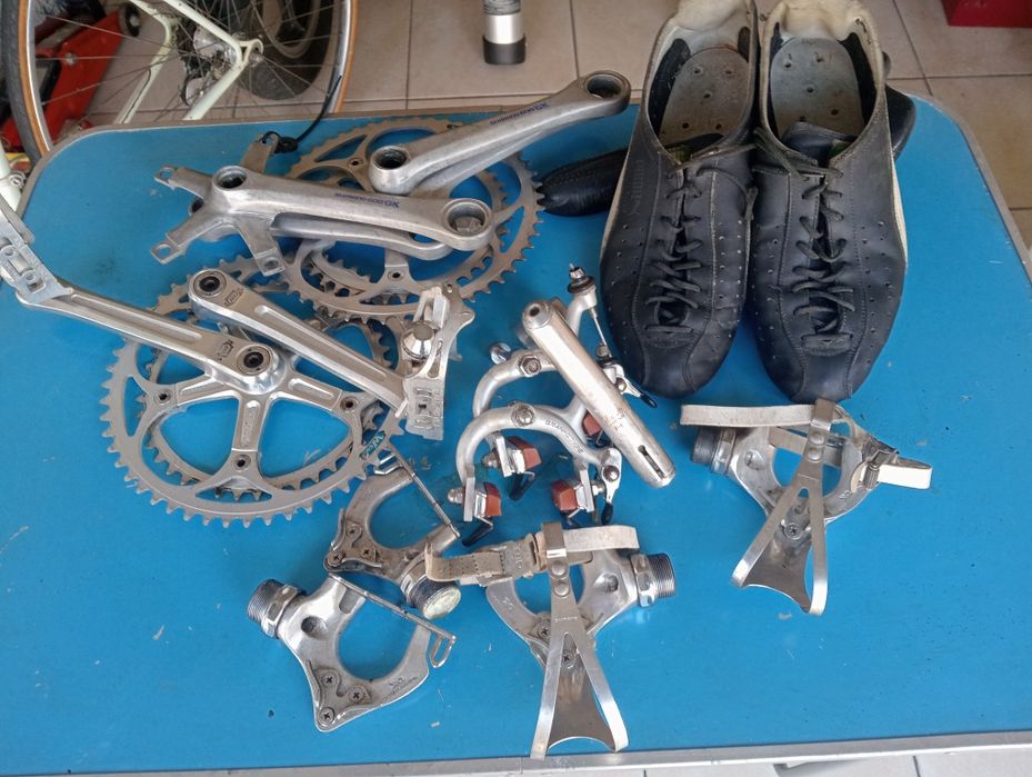 Material vintage de qualidade tudo bem conservado vendo tudo completo