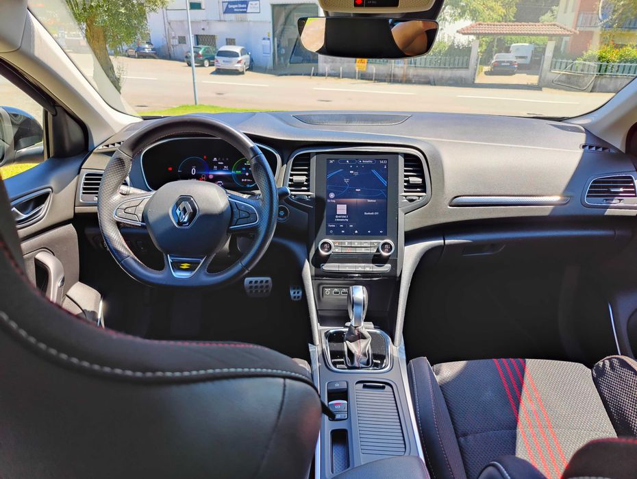 Renault Mégane Sport Tourer 1.6 E-Tech Plug-In Hybrid R.S. Line