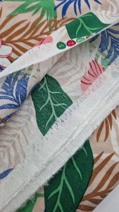 Tkanina kupon 2 m.x 147 cm.