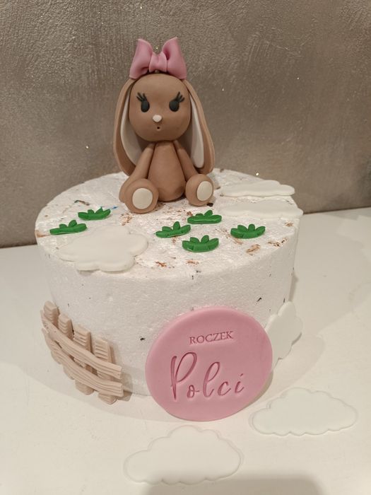 Króliczek z masy cukrowej