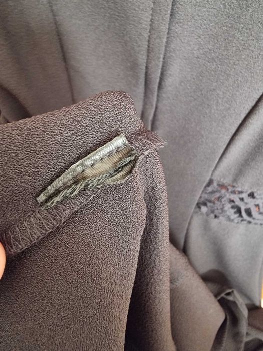 Vestido preto com renda na cintura H&M, tamanho 34 - nunca usado