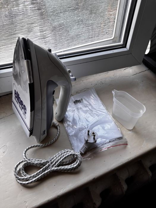 Продам новый утюг Elbee steam iron/bright 12029