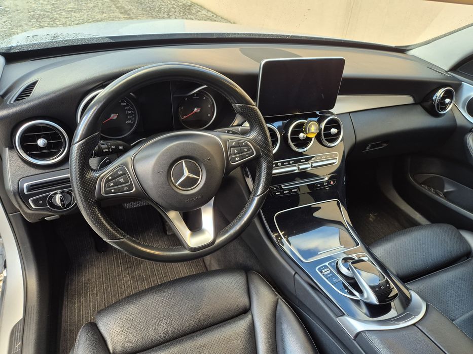 Em excelente estado geral