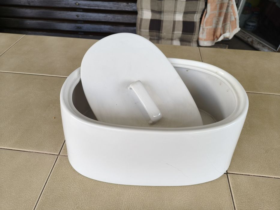 Chlebak porcelanowy