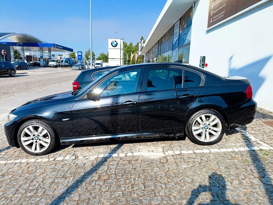 BMW Série 3 318d - 2011