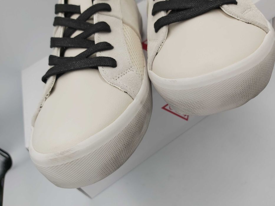 NOWE sneakersy GUESS zamsz białe trampki rozmiar 44