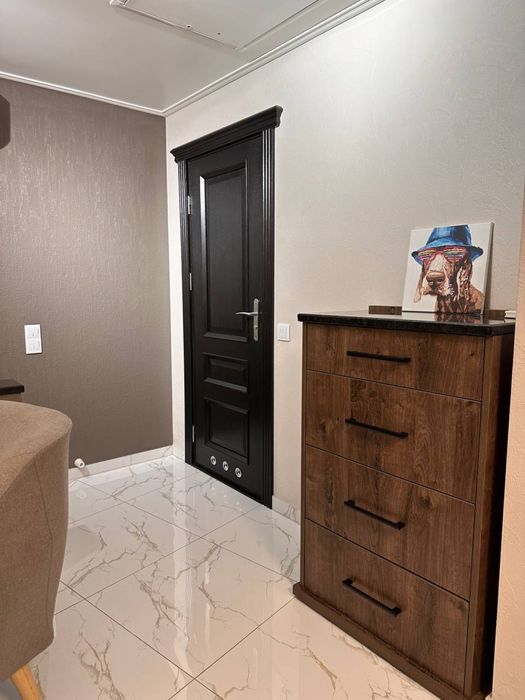 Сучасні 3 кімн апартаменти з дизайнерським ремонтом, власне паркомісце