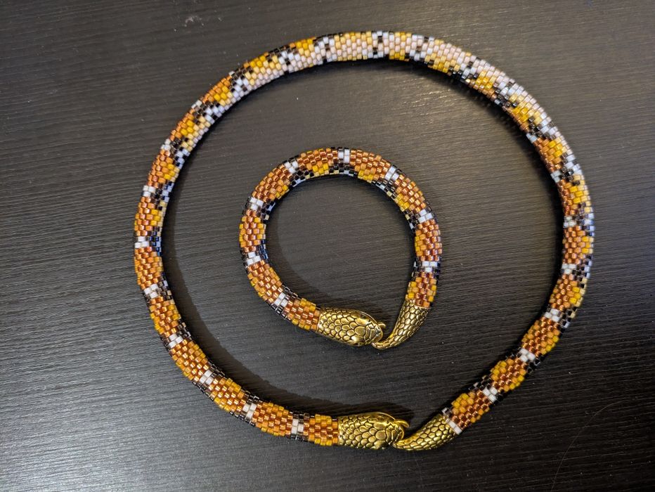 Conjunto de colar e colar, trabalho manual