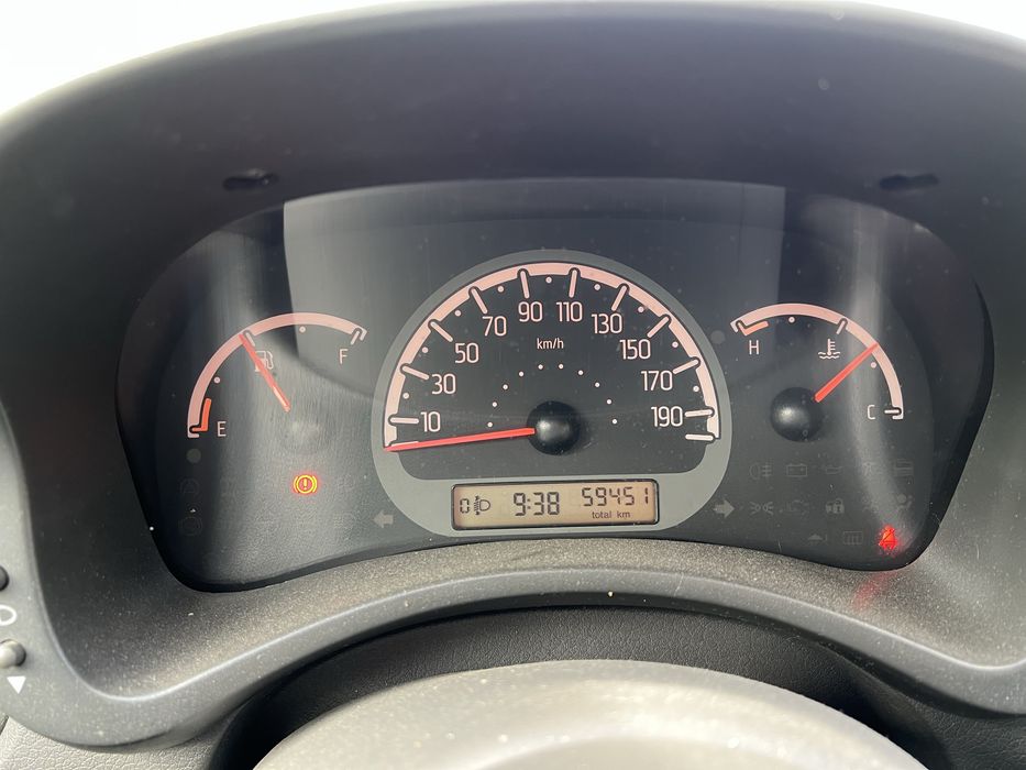 Fiat Panda 1.2 • 2010 Wstępna Rezerwacja
