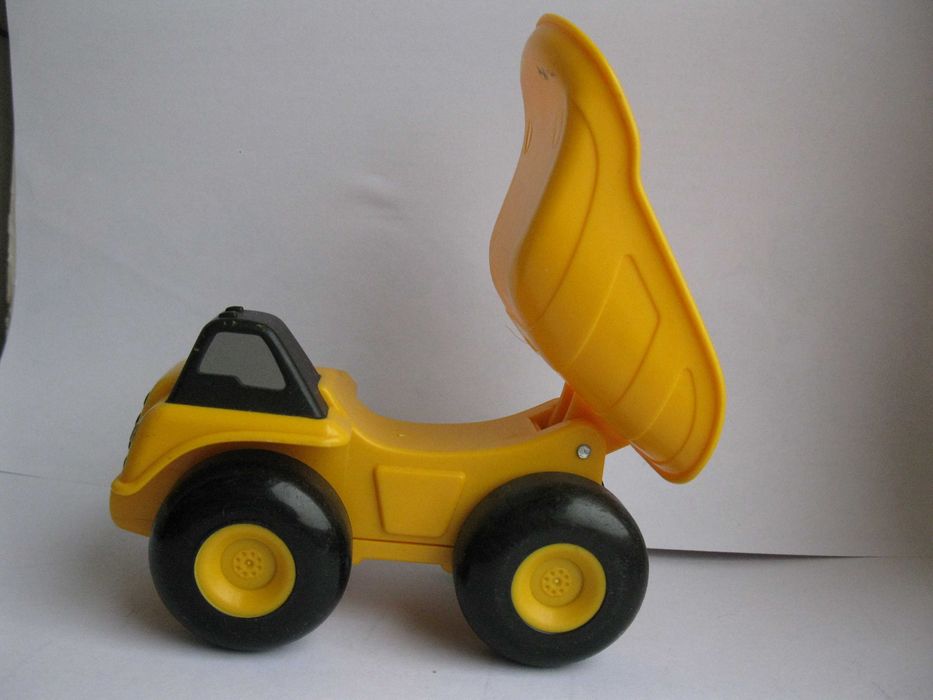 Машинка модель самосвал CAT Toy State