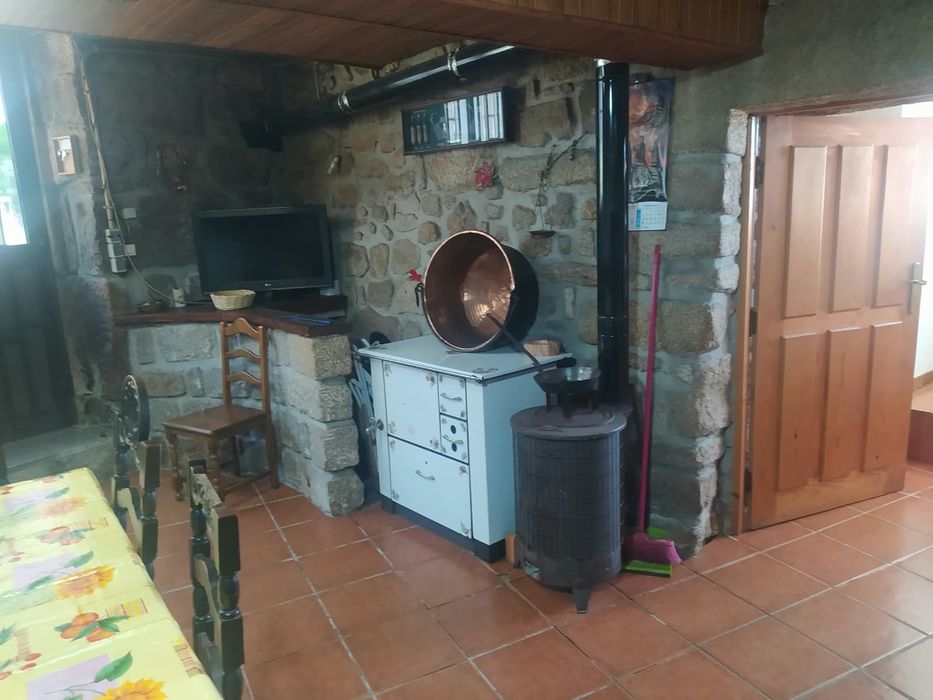 Casa rural para turismo de habitação ou própria