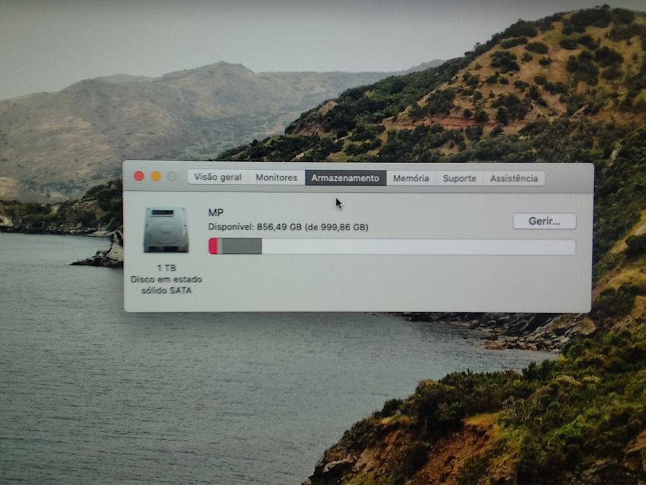 iMac 21,5”, para venda em bom estado.