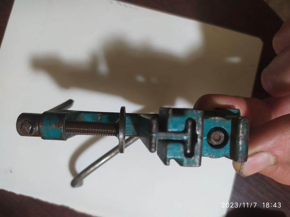 Маленькие тиски ювелира ссср