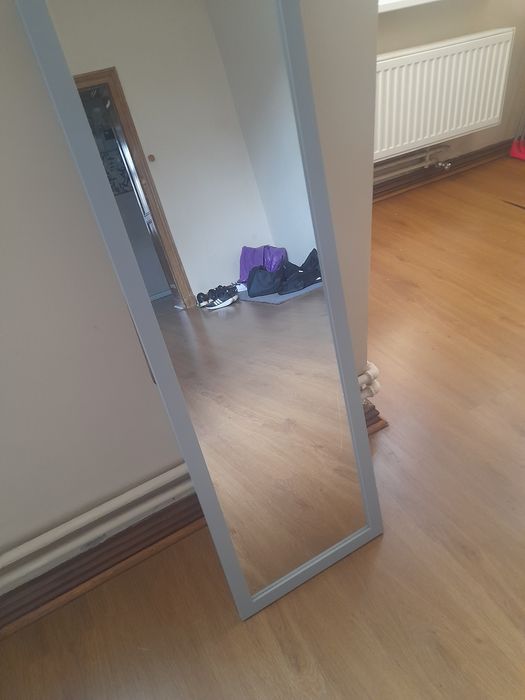 Lustro  w dobrym stanie