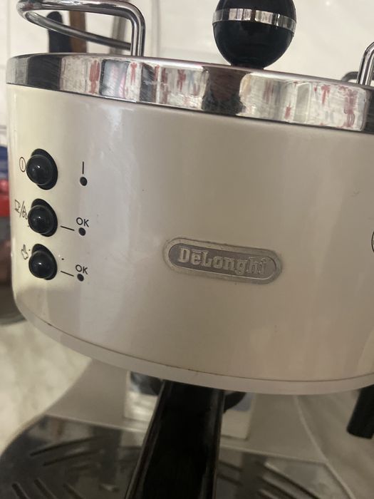 Кофемашина Delonghi