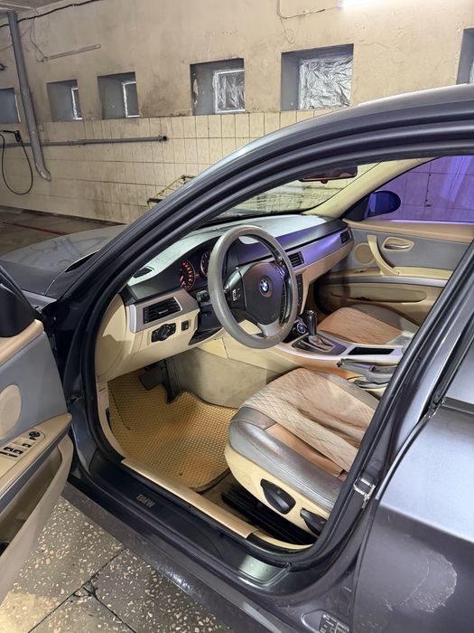 Продам BMW3 е90 2.0 газ/бенз