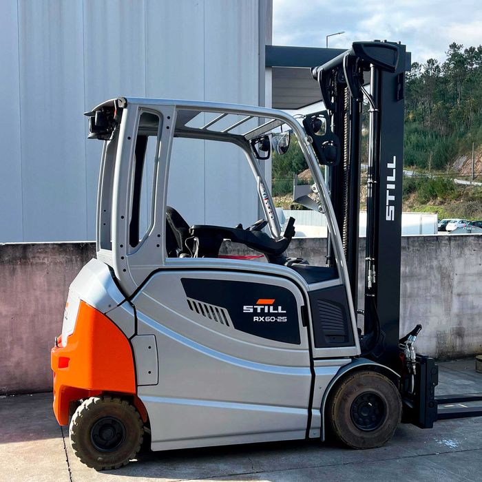 Empilhador elétrico Still  2500 kg