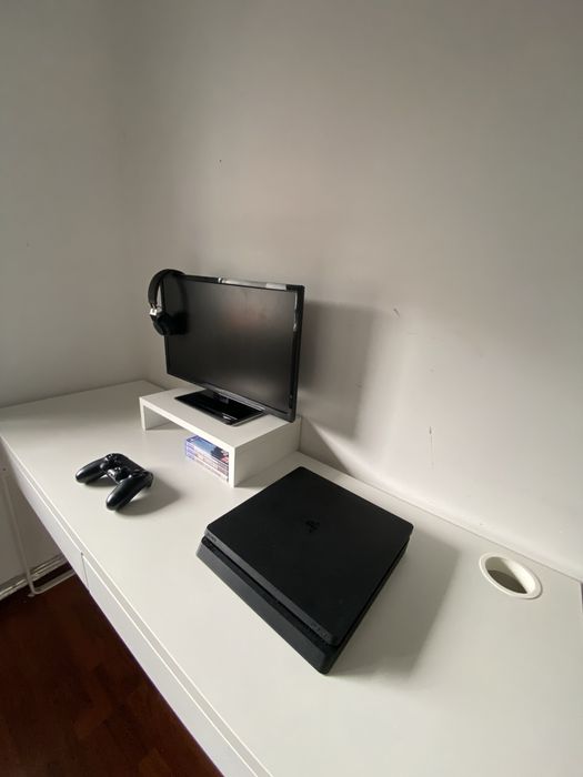 Secretaria Branca IKEA 138cmx75x50