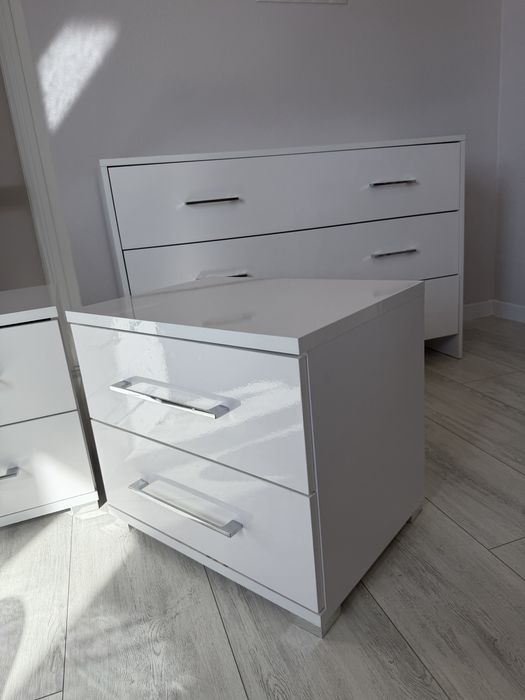 Продам комод та тумби фірми Miromark Family