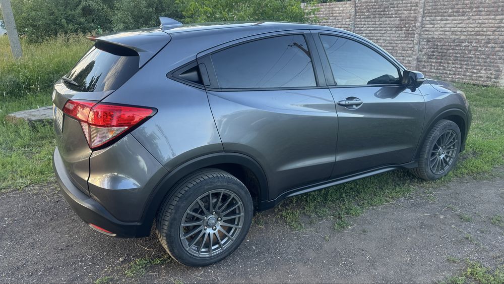 Продам Honda HR-V 2016