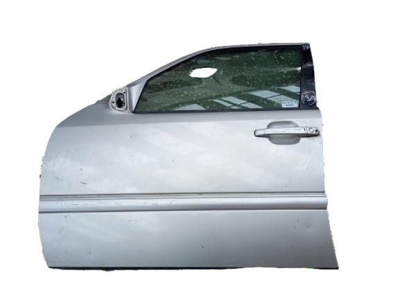 Porta frente esquerda MERCEDES-BENZ Classe C (W202)