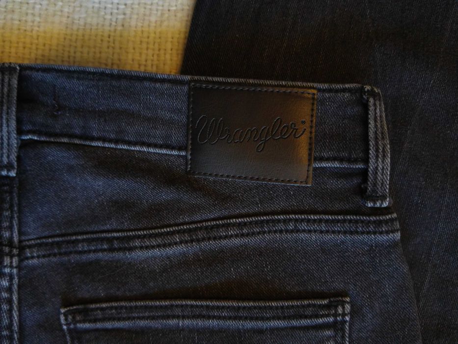 Spodnie jeans Wrangler damskie