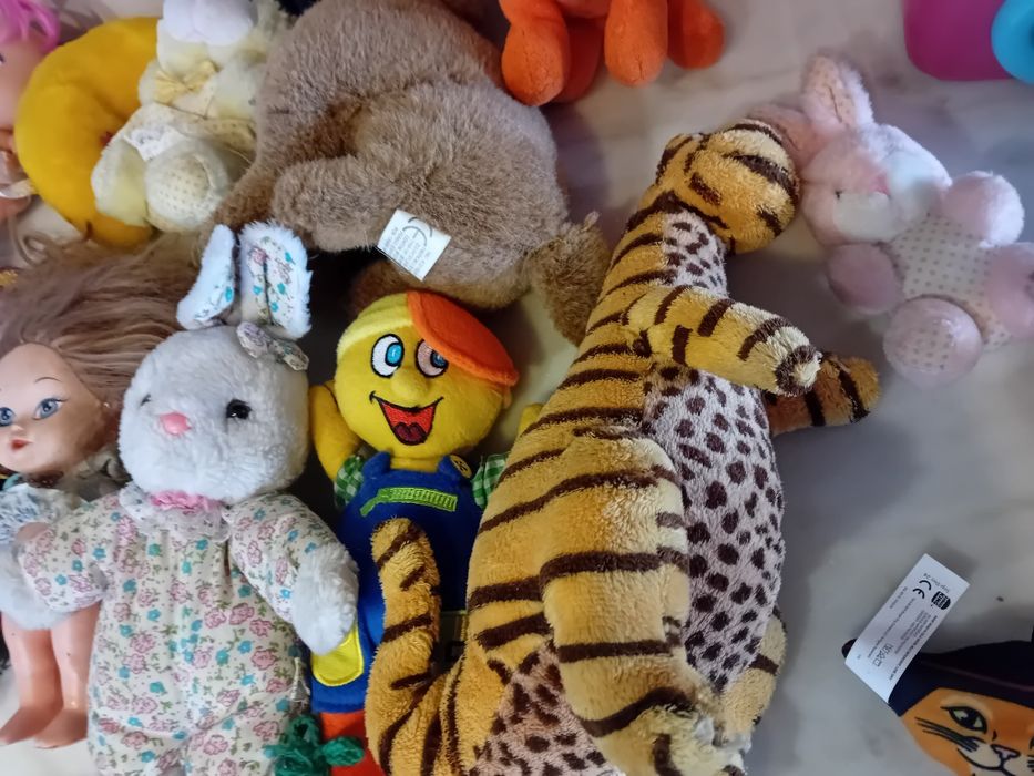 Conjunto de Bonecas/Brinquedos/Peluches Diversos