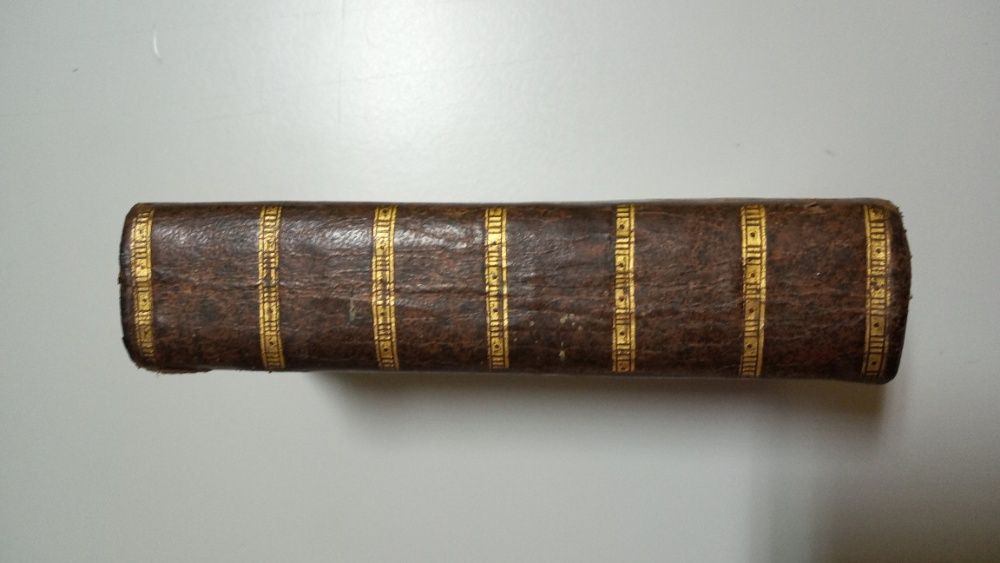 Horas da Semana Santa, empregadas na lição, e meditação 1807-RARO