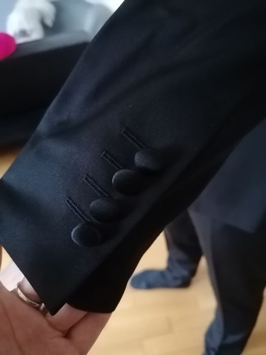 Vistula elegancki garnitur smokingowy 182/108/94