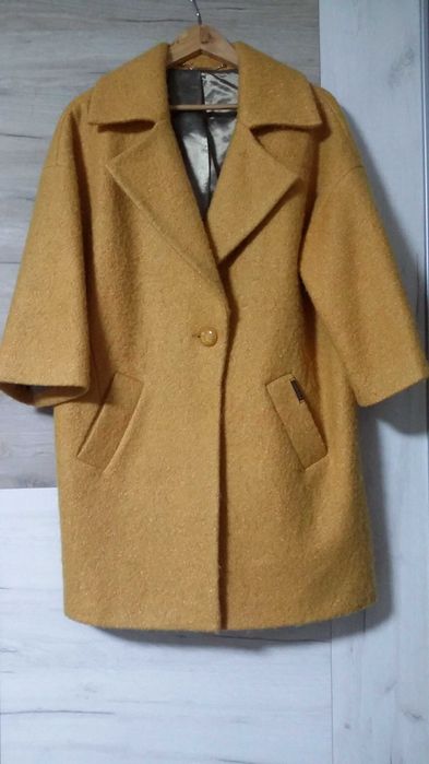 Пальто демісезонне