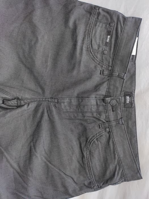 Spodnie Hugo Boss Maine 1 -10 Jeans  32/34