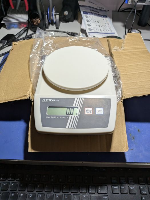 Waga laboratoryjna KERN EMB 6000-1 (6 kg / 0,1 g) – NOWA