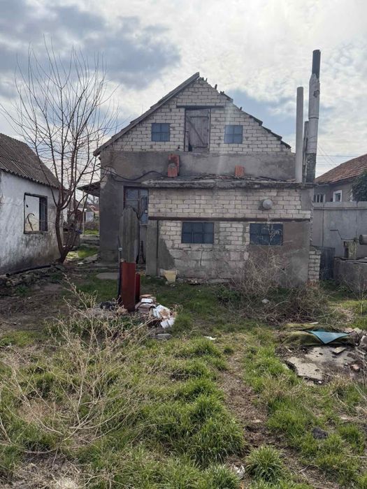 Продаю будинок в центрі Тернівки