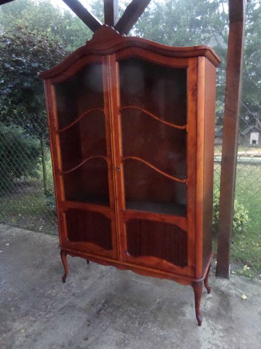 piękna ludwikowska  witryna biblioteka stan bdb wysyłka dowóz