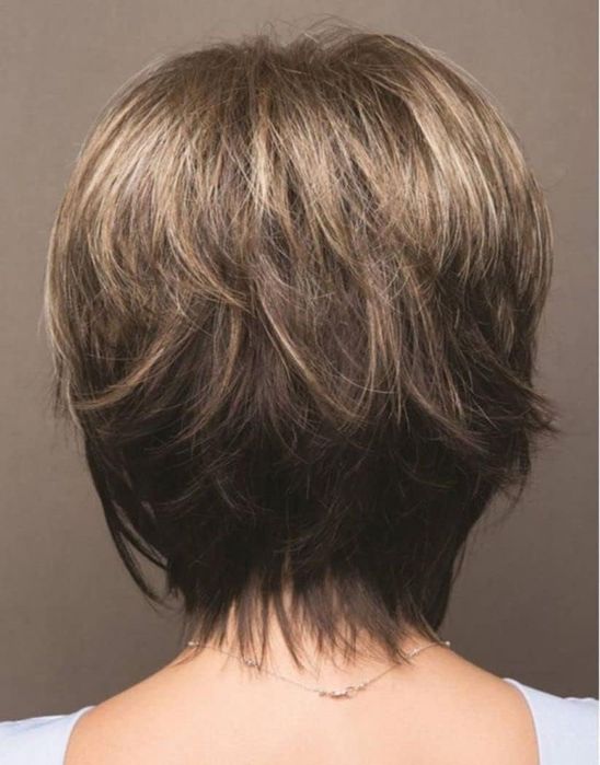 Krótka Kręcona Peruka Pixie Brąz Z Blond Pasemkami