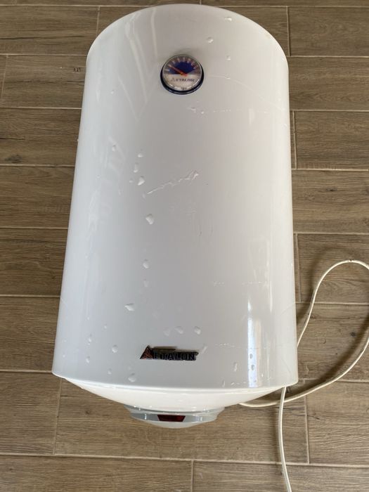 Боллер електричний