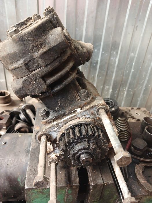 Продам компресор камаз.