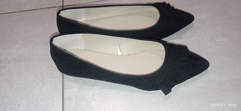 Czarne baleriny nowe 37