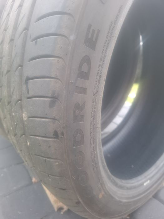 Opony letnie 255/40/19