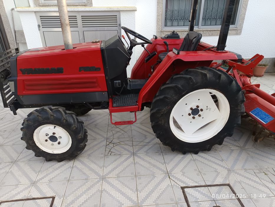 Trator Yanmar F 22