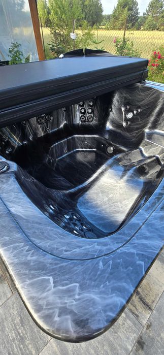 Balia ogrodowa jaccuzi hydromasaż kwadratowa akrylowa z leżąnką