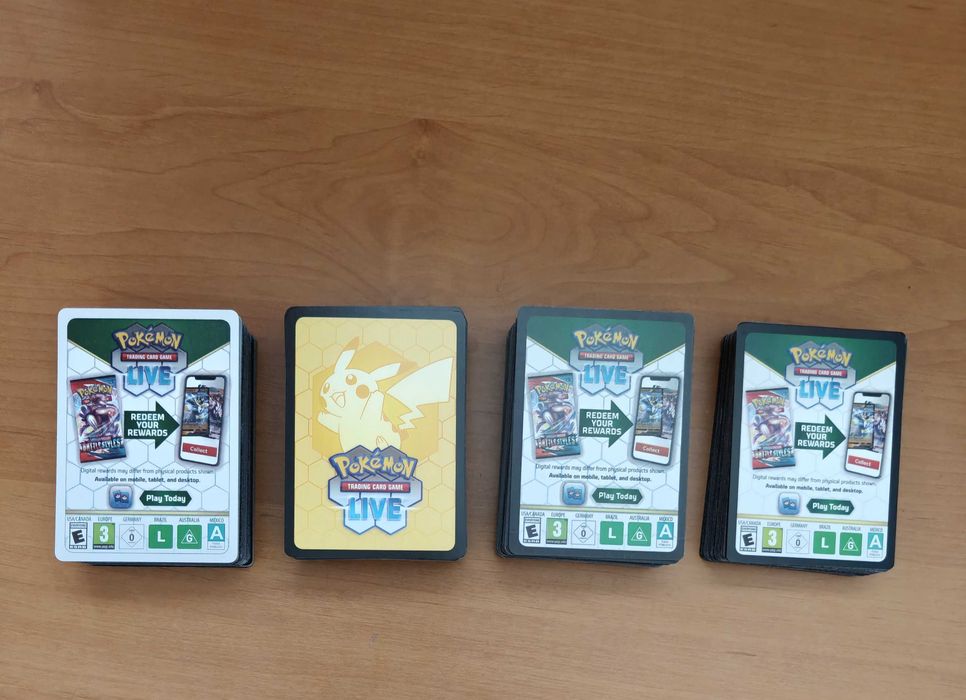 Karty kodów Pokemon TGC 122 szt