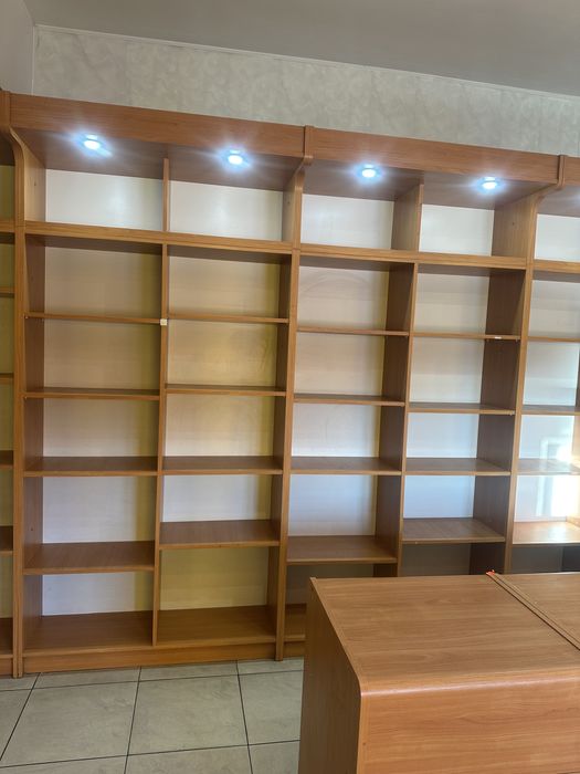 Półki, regaly sklepowe