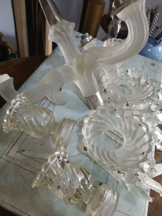 Candeeiros em peças