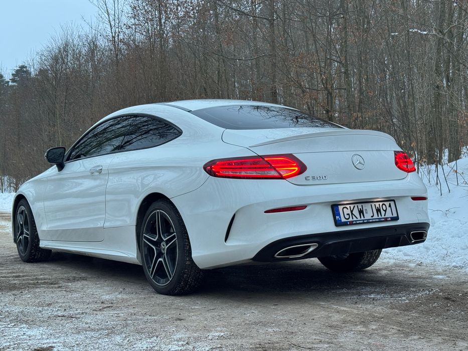 Mercedes c300. Burmester, virtual.