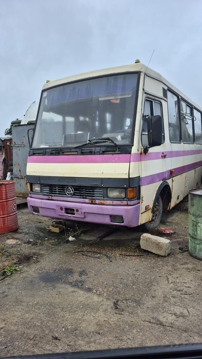 Продам автобус целиком или на запчасти
