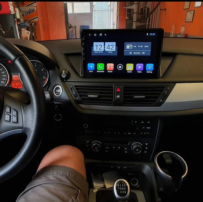 Entregas grátis Zona Grande Porto Rádio Android 14 BMW X1 E84 (Novo)