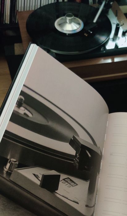 Gira Discos Dual 1019 (Ano 1965 )